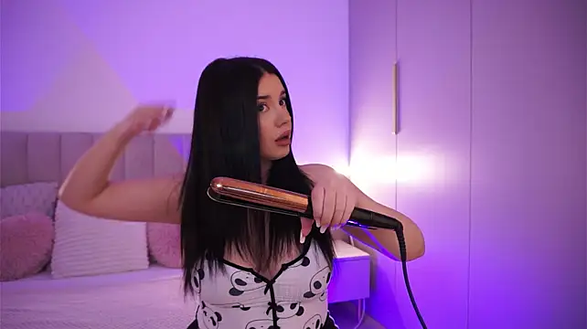 Chatroom XXX en direct de LaraAnnee