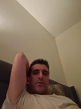 myth5hk Show in webcam