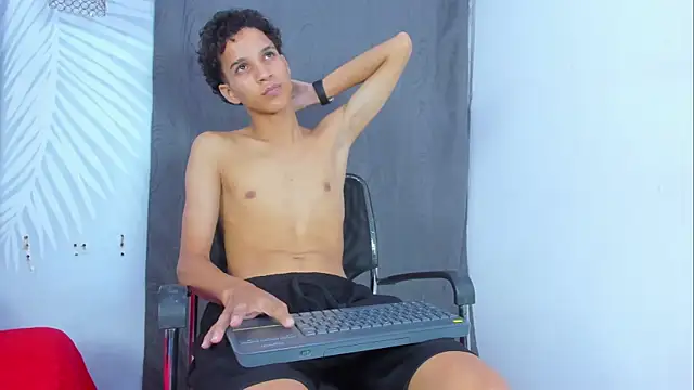LatinPrince_n Webbikameraesitys