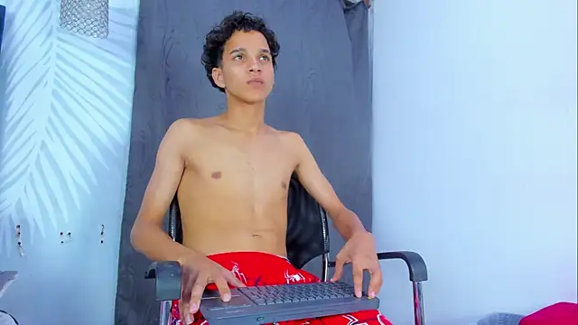 Webkamerová show LatinPrince_