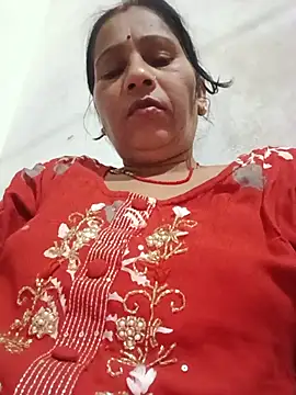 Pariraja_cute's Webcam Show