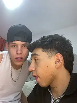 Show modela yoskingg na web-kameri