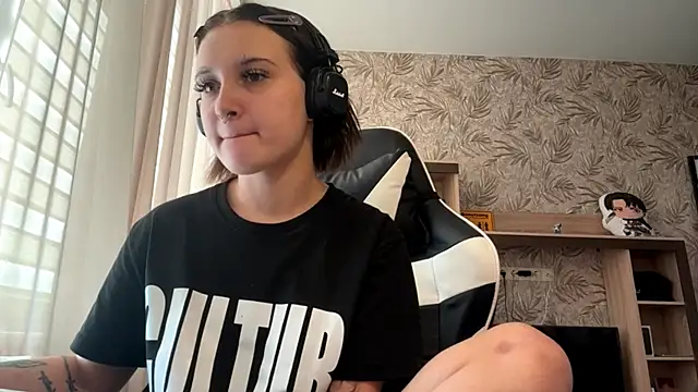SharikaBabecki live XXX chat