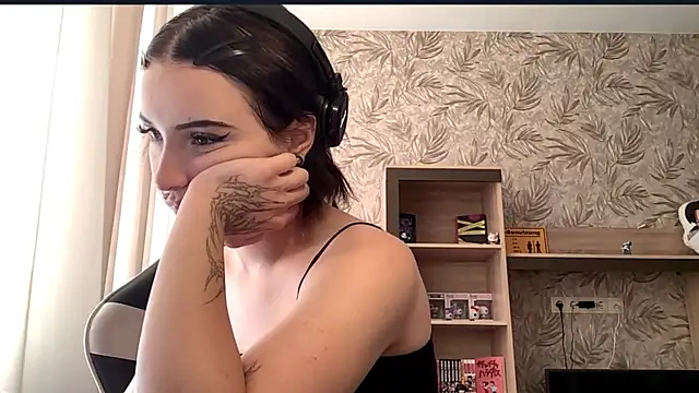 SharikaBabecki – Kamerová šou