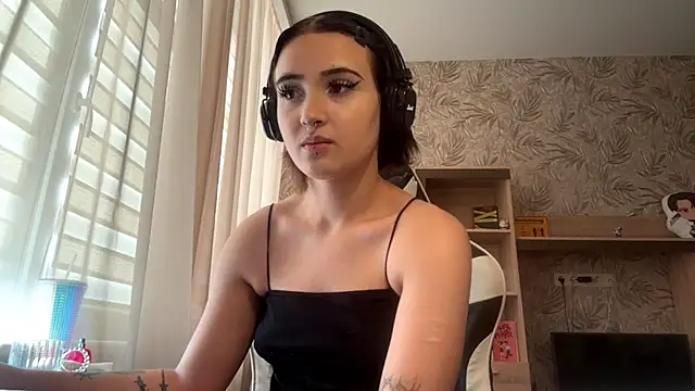 Show modela SharikaBabecki na web-kameri