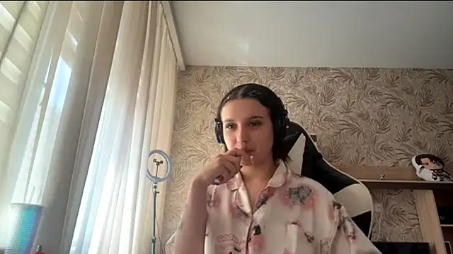 Chat XXX en directo de SharikaBabecki