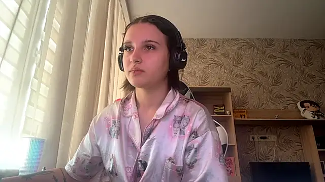 Show modela SharikaBabecki na web-kameri