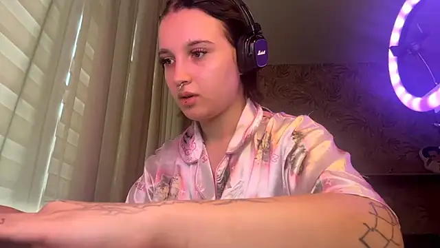 SharikaBabecki – webcam-show