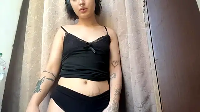 Chat +18 de SharikaBabecki ao vivo
