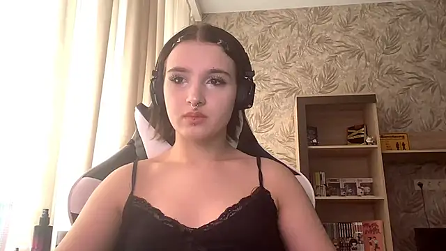 SharikaBabecki's Live XXX Chat
