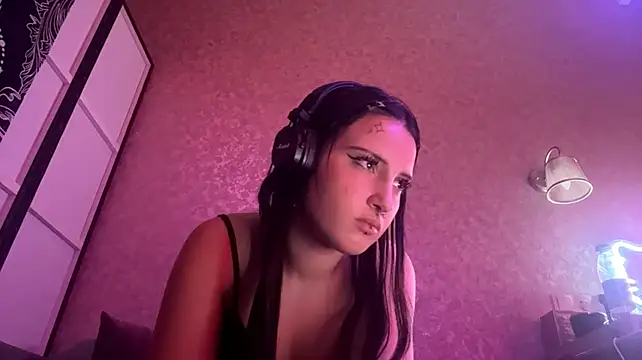 Chatroom XXX en direct de SharikaBabecki