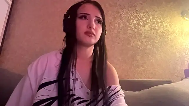 SharikaBabecki Chat XXX in diretta