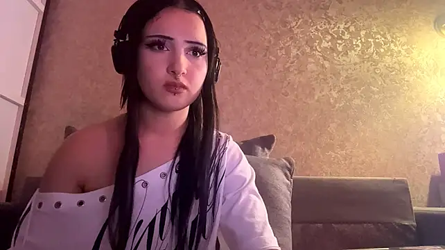 XXX chat uživo modela SharikaBabecki