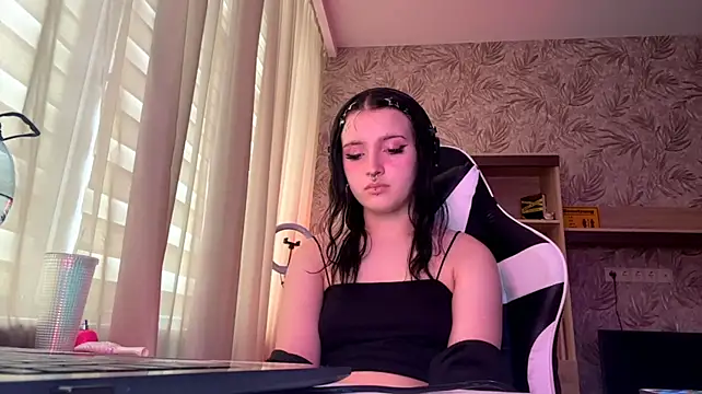 SharikaBabecki Live XXX-chat