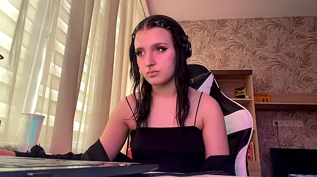 Chat XXX ao vivo de SharikaBabecki