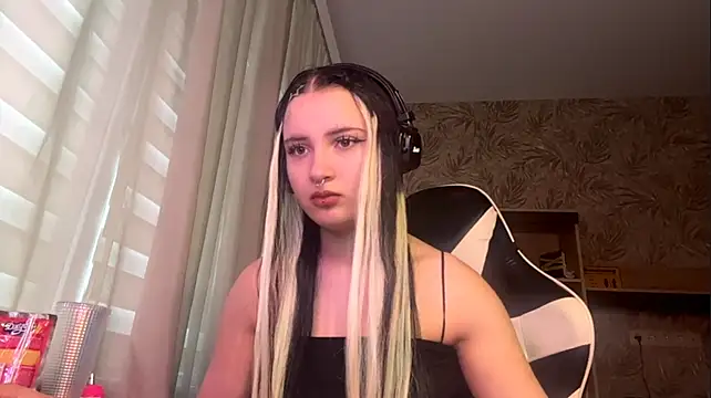 SharikaBabecki Live XXX-chat