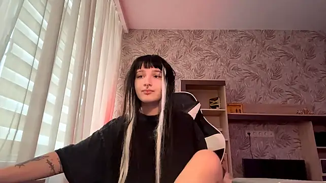 SharikaBabecki 现场XXX聊天