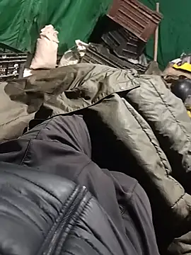 Pokazy przed kamerką – soldier2409