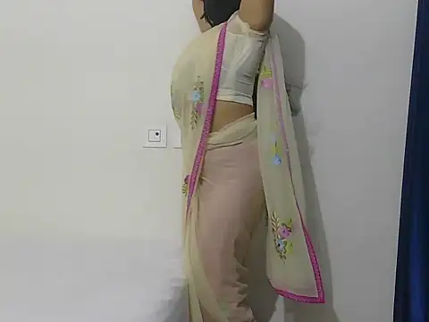 _Mona_Sona Pertunjukan Webcam