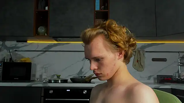 lolKenDowson webcam show