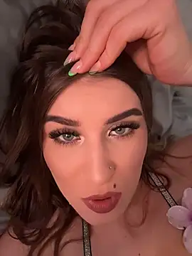 Sunyta12 Webcam show
