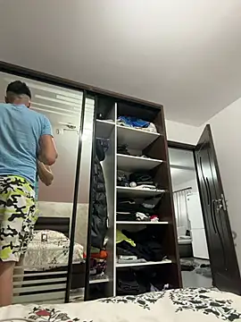 Cosmicosssu Show Webcam