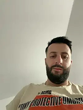 Cosmicosssu's Webcam Show