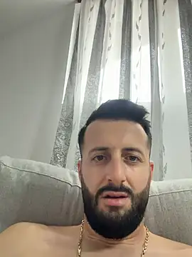 הופעת וובקאם של Cosmicosssu
