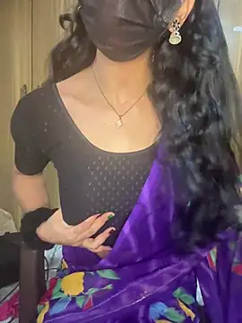 kiaraqueen7 即時 XXX 聊天