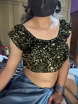 kiaraqueen7 ওয়েবক্যাম শো