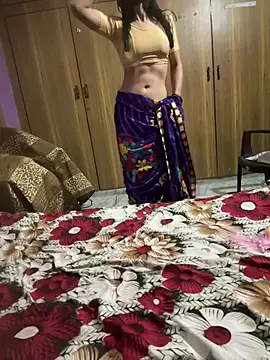 kiaraqueen7 ওয়েবক্যাম শো