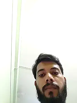 Show modela your_love_abhi na web-kameri