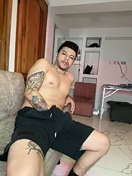 LujuriaINK Show in webcam