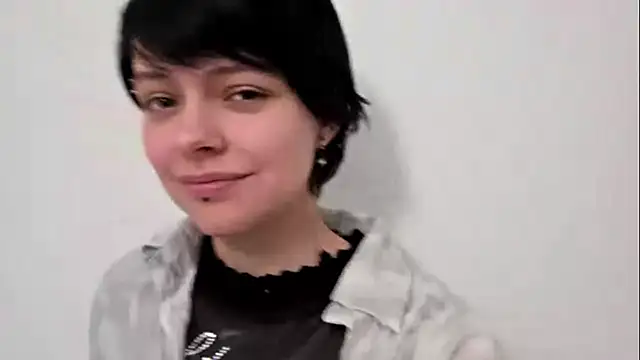 Chat XXX en directo de Lucysidle