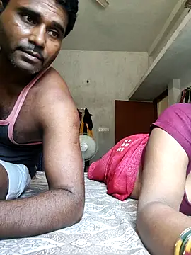 COUPLE-ROMANCES Pertunjukan Webcam