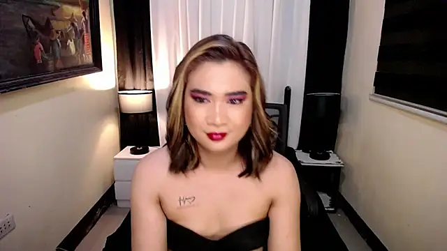 AsianTswendy: вебкам-шоу
