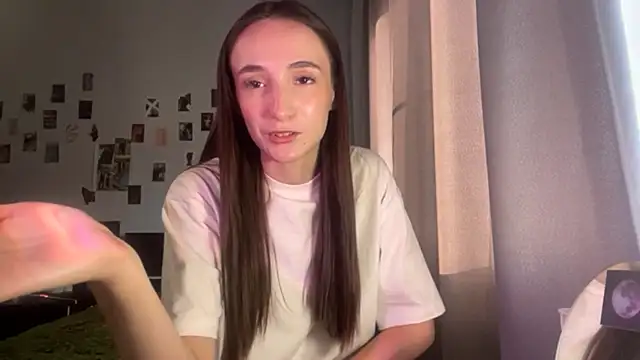 MerilynPlenty's Live XXX Chat