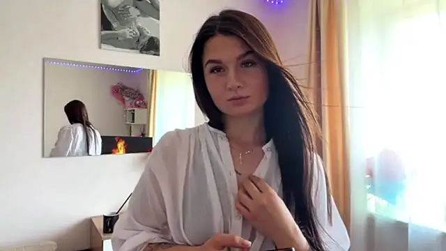 HalinaRozier's Live XXX Chat