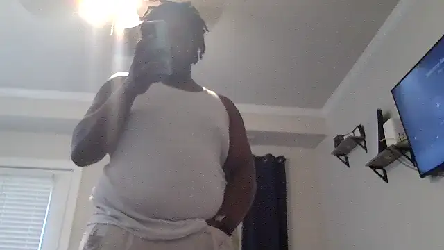 juicendrayy webcam show