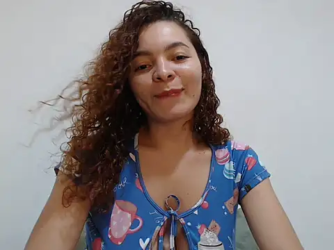 Annaferr Adlı Modelin Canlı XXX Sohbeti
