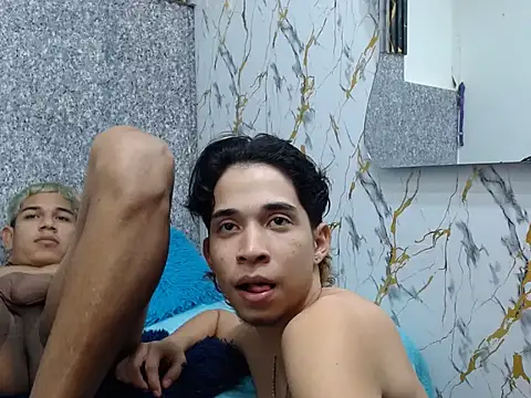 عرض كام perverted_boyys22