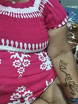 tamilkaviya143n Webbikameraesitys