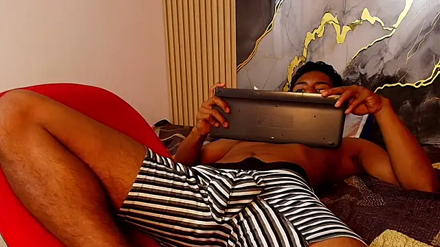 Leon__Black Webcamshow