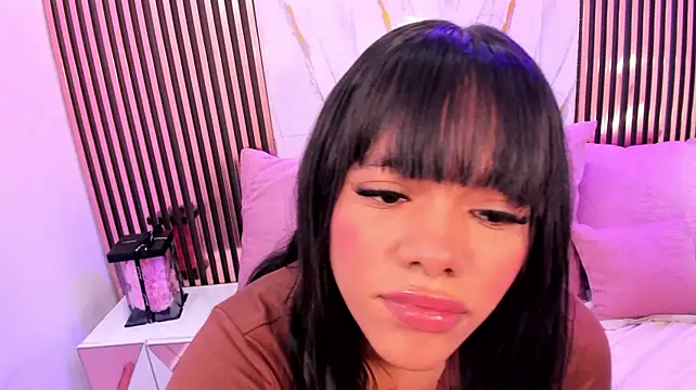 melany_sofiaaのウェブカメラショー