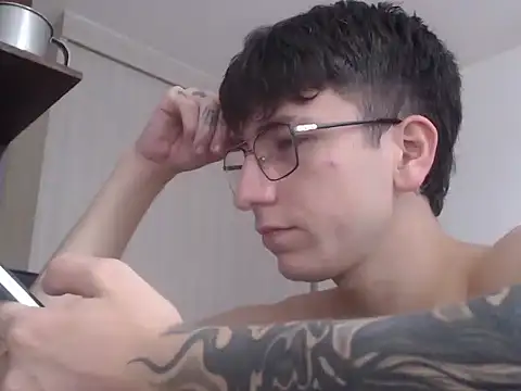 IfindSlav3 Adlı Modelin Web Kamerası Şovu