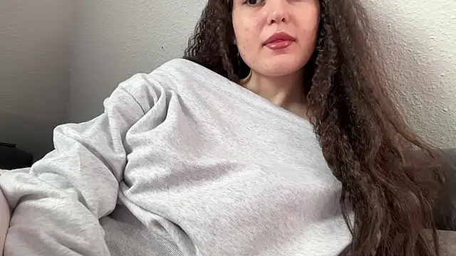 Show modela SoreliaLux na web-kameri