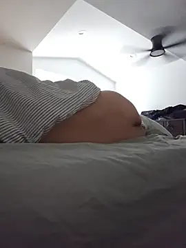 bigGirth4u's Webcam Show
