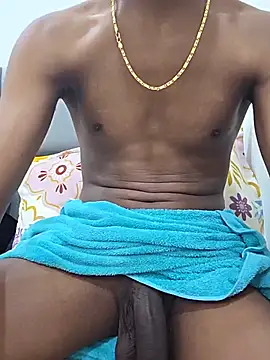 Hugetoolnick Show in webcam