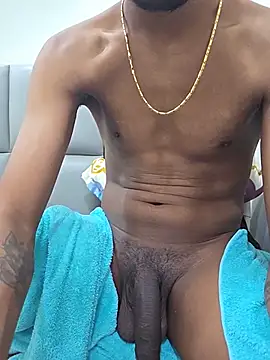 Show modela Hugetoolnick na web-kameri