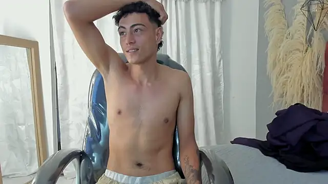 Lois_stone Webcam show
